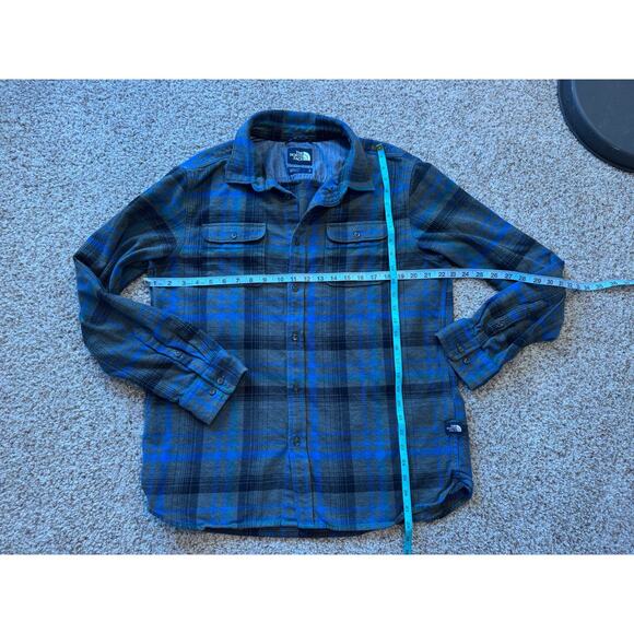 The North Face Long sleeve, button down Heavy Flannel, shirt, Large; Gray & Blue - Picture 6 of 11